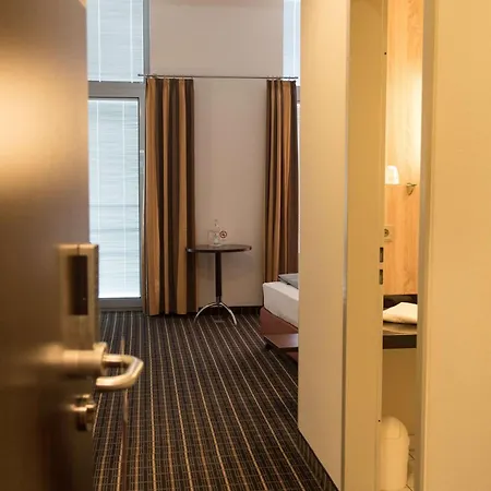 Hotel Livenwork & Coworking Gvz Ingolstadt