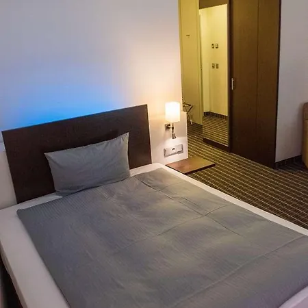 Szálloda Livenwork & Coworking Gvz 4*