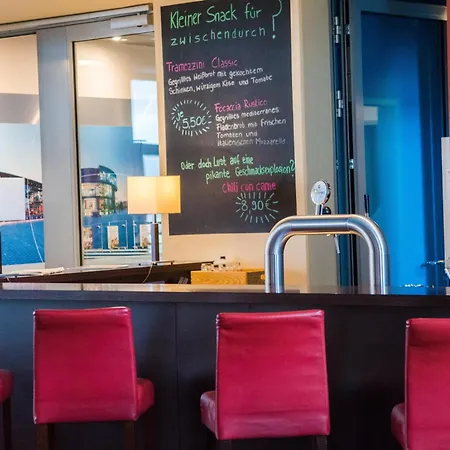 Szálloda Livenwork & Coworking Gvz