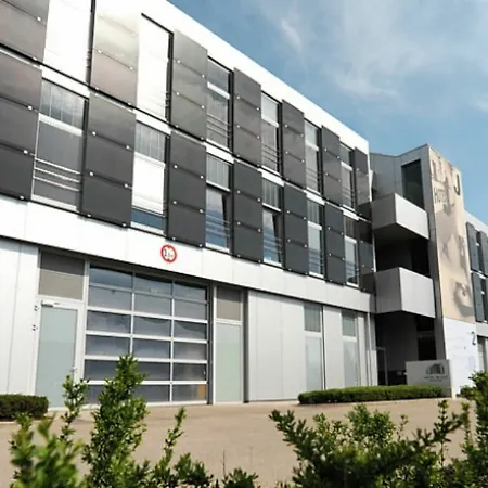 Szálloda Livenwork & Coworking Gvz