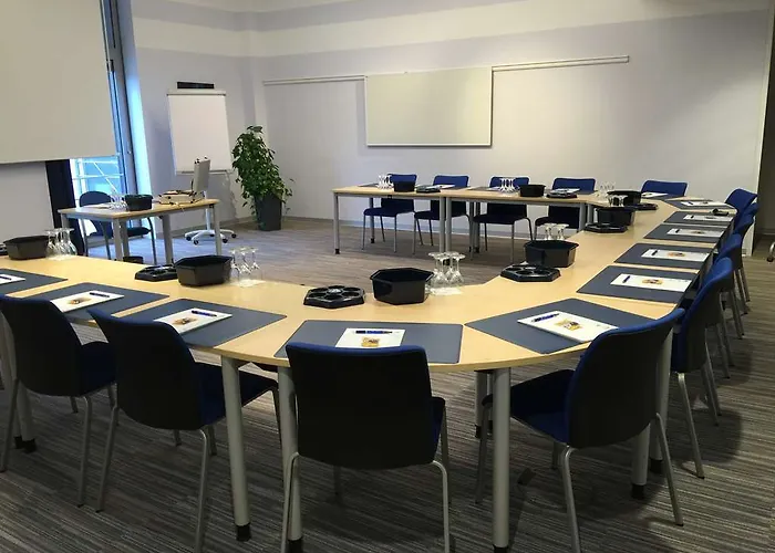 Отель Livenwork & Coworking Gvz