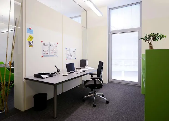 Livenwork & Coworking Gvz Отель 4*