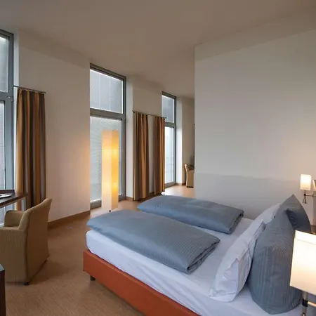 Hotel Livenwork & Coworking Gvz