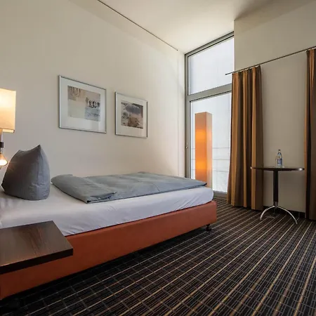 Hotel Livenwork & Coworking Gvz