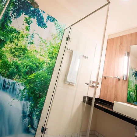 Livenwork & Coworking Gvz Szálloda 4*