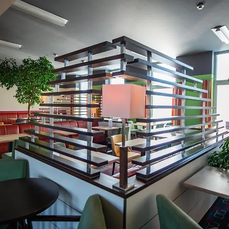 Hotel Livenwork & Coworking Gvz 4*