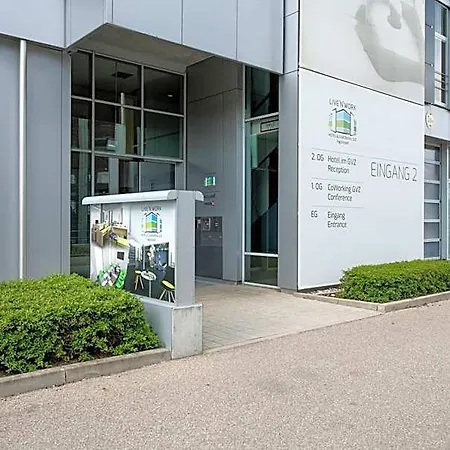 Livenwork & Coworking Gvz 4*