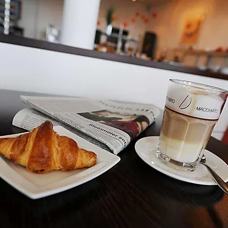 Livenwork & Coworking Gvz 4* 잉골슈타트