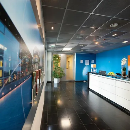 Livenwork & Coworking Gvz Hotel 4*