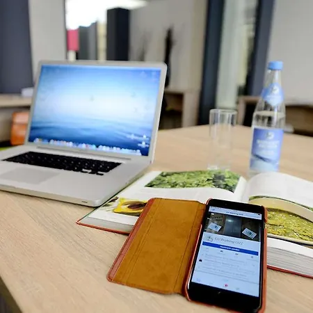 Livenwork & Coworking Gvz 4*