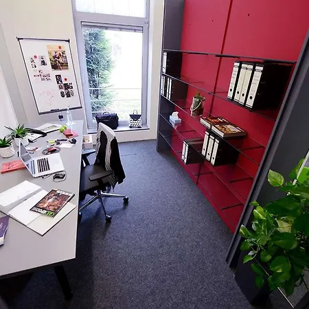 호텔 Livenwork & Coworking Gvz